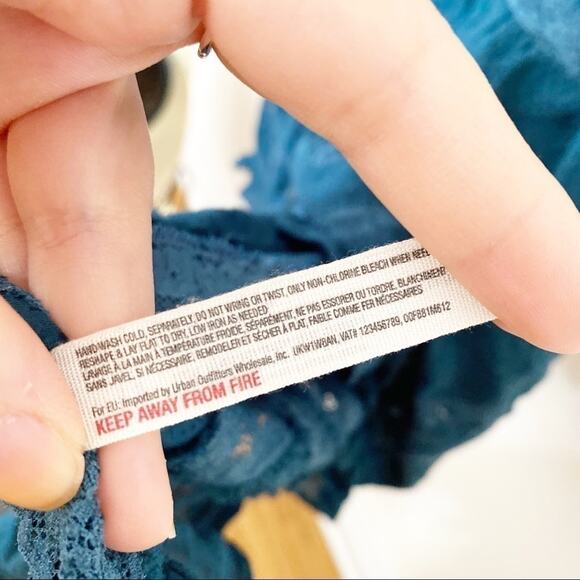 Free people Teal polka dots pattern & lace blouse - Picture 7 of 8